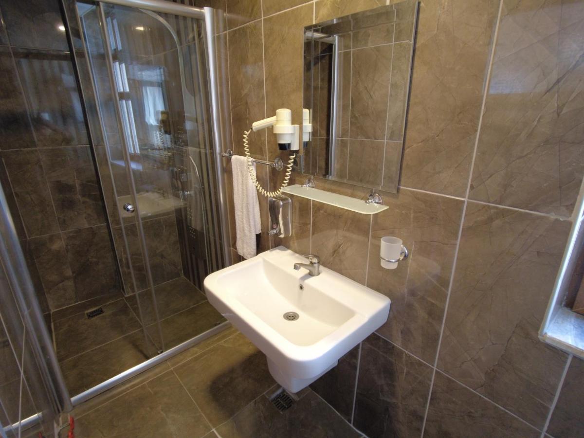 Oscar Hotel Анталия Екстериор снимка