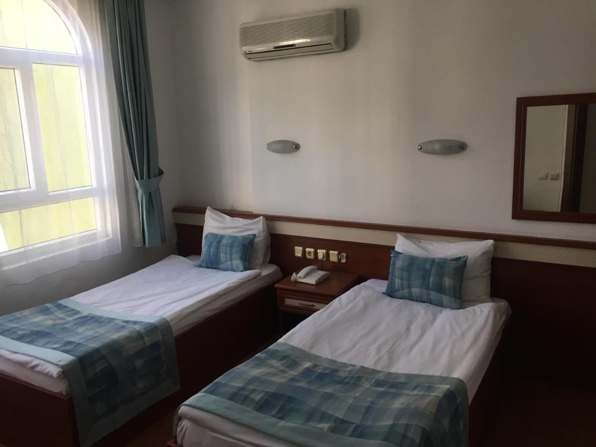 Oscar Hotel Анталия Екстериор снимка