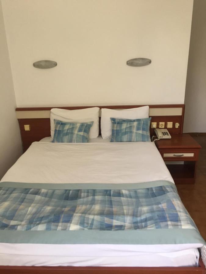 Oscar Hotel Анталия Екстериор снимка