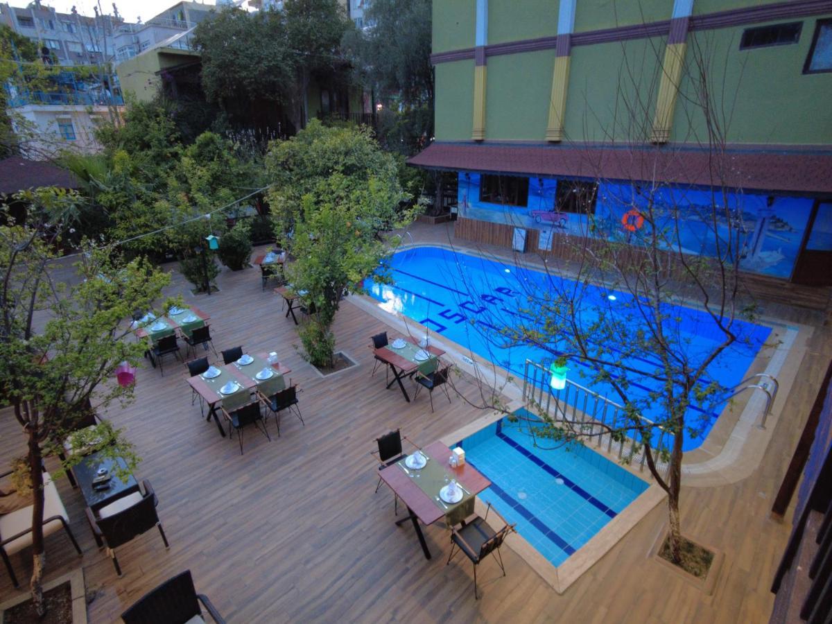 Oscar Hotel Анталия Екстериор снимка